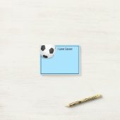 Post-it® Bal de football post-it-notes (Sur un bureau)
