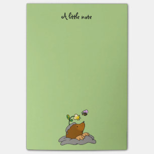 Post-it® bande dessinée mignonne de taupe avec une abeille