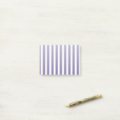 Post-it® Bandes de bonbons ultra violettes et blanches (Sur un bureau)