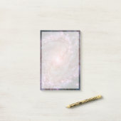 Post-it® Barred Spiral Galaxy Messier 83. (Sur un bureau)