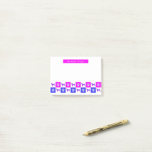 Post-it® Beagle Hound Dog & Paw Hot Pink & Blue (Sur un bureau)
