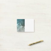 Post-it® Beau loup gris dans une forêt foncée (Sur un bureau)