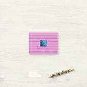 Post-it® Beau Papillon (Sur un bureau)