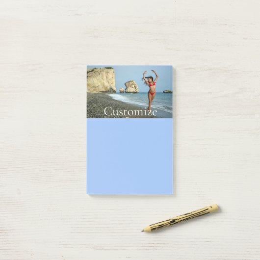 Post-it® Bikini Model Dancing Thunder_Cove (Sur un bureau)