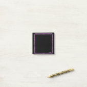 Post-it® Black Notes with Fluorescent Pink Border (Sur un bureau)