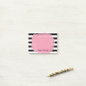 Post-it® Blanc chic de noir de rose de rayures (Sur un bureau)