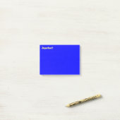 Post-it® Bleu profond important (Sur un bureau)