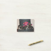 Post-it® Bloc-notes de chiot de chien de basset (Sur un bureau)