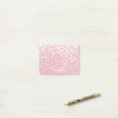 Post-it® Bloc - notes - j'énumère le rose de scintillement (Sur un bureau)