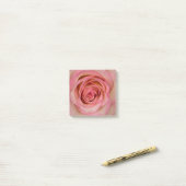 Post-it® Blume rose rose (Sur un bureau)