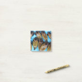 Post-it® Bogue d'eau géante frite (Maeng Daa) ... Alimentat (Sur un bureau)