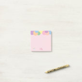 Post-it® Boules d'anniversaire avec nom et cupcake (Sur un bureau)