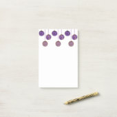 Post-it® Boules de Noël violettes et or Ornements (Sur un bureau)