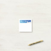 Post-it® Boutique Sky Bunny avec texte personnalisable (Sur un bureau)