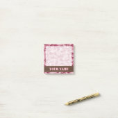Post-it® Camouflage rose (Sur un bureau)