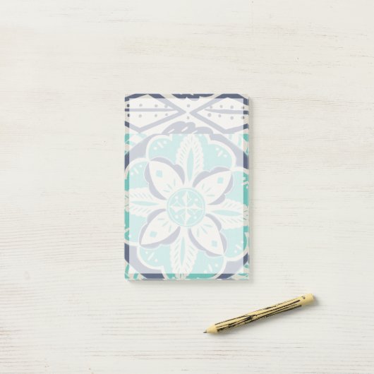 Post-it® Carrelage bleu Batik IV (Sur un bureau)
