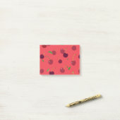Post-it® Cerise 5 (Sur un bureau)