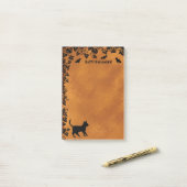 Post-it® Chat noir avec chauve-souris, Happy Halloween (Sur un bureau)
