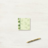 Post-it® Chaux (Sur un bureau)