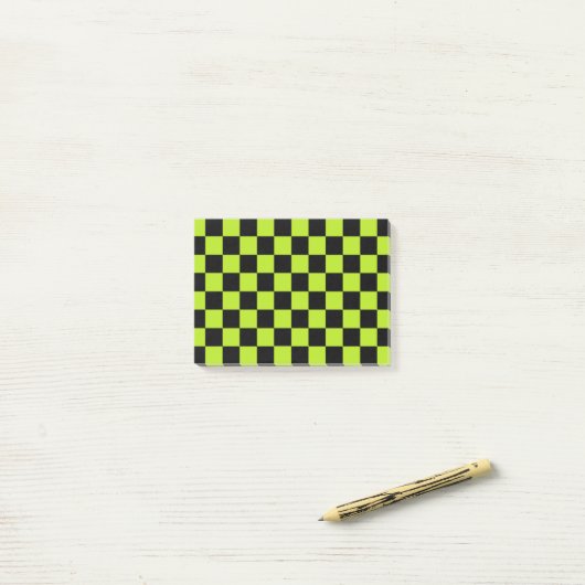 Post-it® Checkered Lime Green and Black (Sur un bureau)
