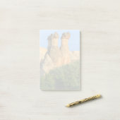 Post-it® Cheminées de fées au coucher du soleil (Sur un bureau)