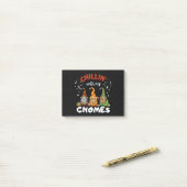 Post-it® Chillin Avec Mes Gnomes Noël (Sur un bureau)