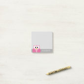Post-it® Chouette de dessin mignonne - Nom personnalisé ros (Sur un bureau)