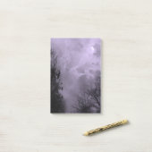 Post-it® Ciel violet d'Halloween hanté avec Ravens Post-its (Sur un bureau)