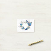 Post-it® Coeur bijoux avec papillons Morpho (Sur un bureau)
