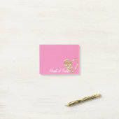 Post-it® Coeur rose chic de l'or (Sur un bureau)
