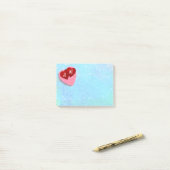 Post-it® Cœurs roses et rouges avec initiales personnalisée (Sur un bureau)
