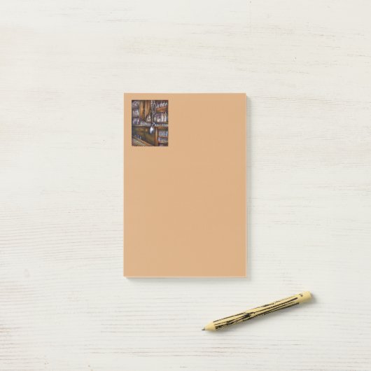 Post-it® Compris implicitement (Sur un bureau)