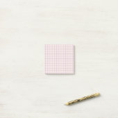 Post-it® Conception de grille douce À damiers Motif rose pâ (Sur un bureau)