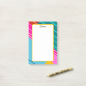 Post-it® Conception graphique géométrique aux couleurs vive (Sur un bureau)