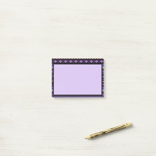 Post-it® Conception tribale violette (Sur un bureau)