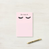 Post-it® Conversation Lash - Ces Lashes Tho' (Sur un bureau)