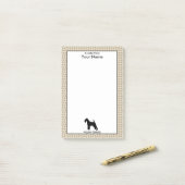 Post-it® Couleur personnalisée et faite sur commande (Sur un bureau)