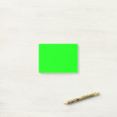 Post-it® Couleur solide verte néon électrique | Notes class (Sur un bureau)