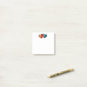Post-it® Couples modernes de coeurs rouges et bleus (Sur un bureau)