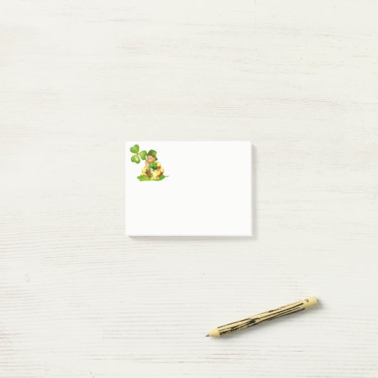 Post-it® Courrier--Notes de jour de St Patricks (Sur un bureau)