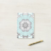 Post-it® Création de mandala, tous les points pour un 1 (Sur un bureau)