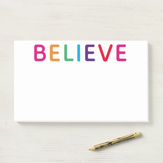 Post-it® Croyez Bright Multicolored (Sur un bureau)