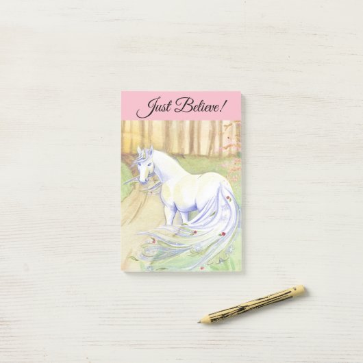 Post-it® Croyez juste la licorne (Sur un bureau)
