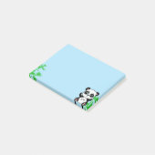 Post-it® Cute Panda Bear & Bamboo sur fond bleu clair (Incliné)