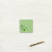Post-it® Cutesy Luckfor Irish Post-It Notes (Sur un bureau)
