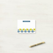 Post-it® Dachshund Chien & Paw Yellow & Blue Grid (Sur un bureau)