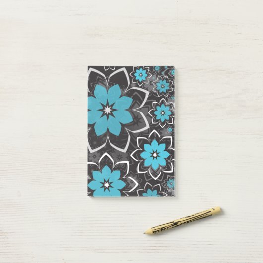 Post-it® Design floral 14 (Sur un bureau)