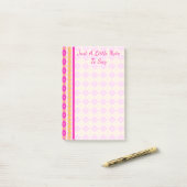 Post-it® Diamants peints en rose et jaune (Sur un bureau)