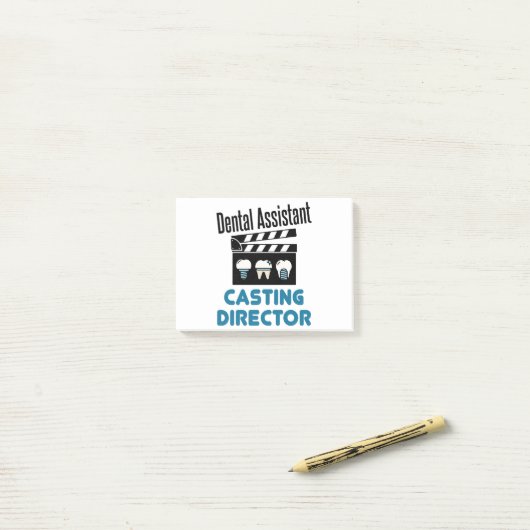 Post-it® Directeur - Casting adjoint dentaire (Sur un bureau)