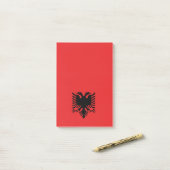 Post-it® Double drapeau dirigé rouge et noir d'Eagle de (Sur un bureau)